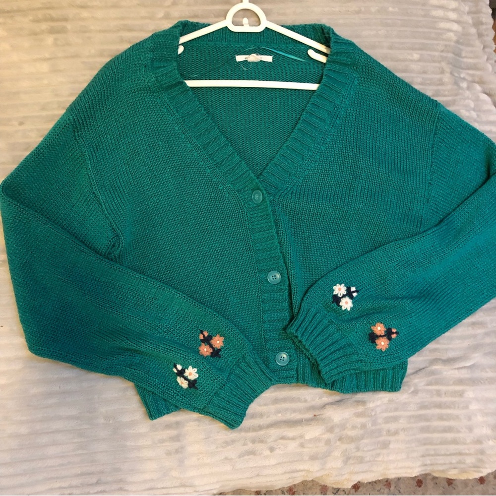 O’Neill embroidered cardigan sweater